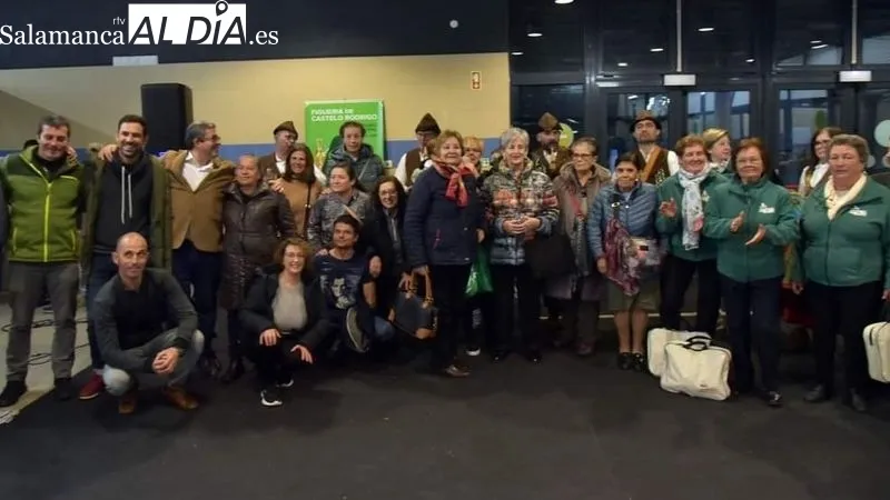 Los excursionistas conocieron la feria, el mercadillo, el museo y la piscina climatizada