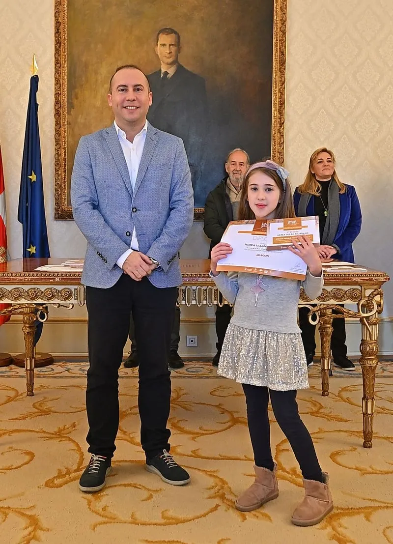 Entrega esta mañana de los premios a los ganadores en el certamen de dibujo escolar Zacarías González, organizado por el Ayuntamiento de Salamanca