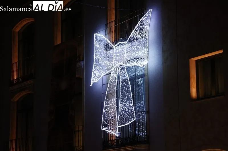 Iluminación navideña en Salamanca. Fotos: David Sañudo