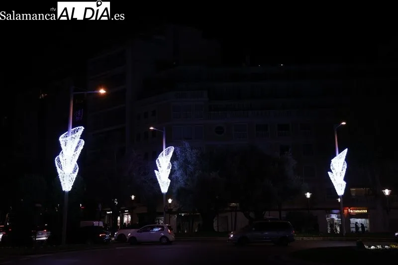 Iluminación navideña en Salamanca. Fotos: David Sañudo
