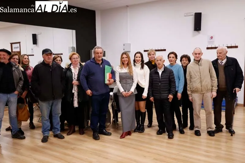 Castellanos de Moriscos acoge la presentación a nivel provincial del Circuito Belenístico | FOTOS: David Sañudo 