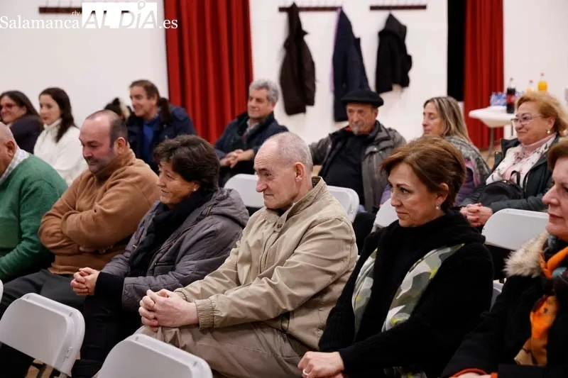 Castellanos de Moriscos acoge la presentación a nivel provincial del Circuito Belenístico | FOTOS: David Sañudo 