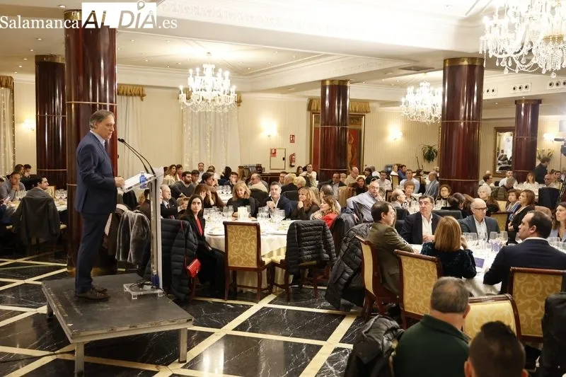 Tradicional comida de Navidad del Partido Popular de Salamanca. Fotos: David Sañudo