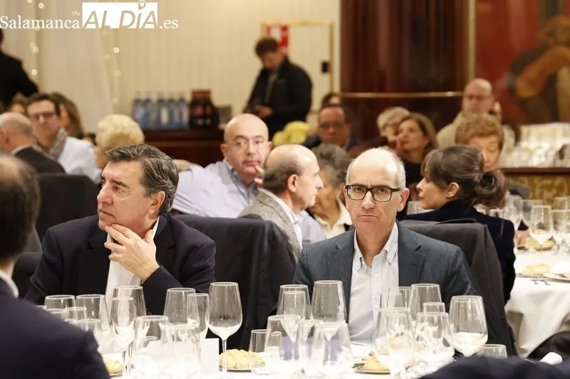 Tradicional comida de Navidad del Partido Popular de Salamanca. Fotos: David Sañudo
