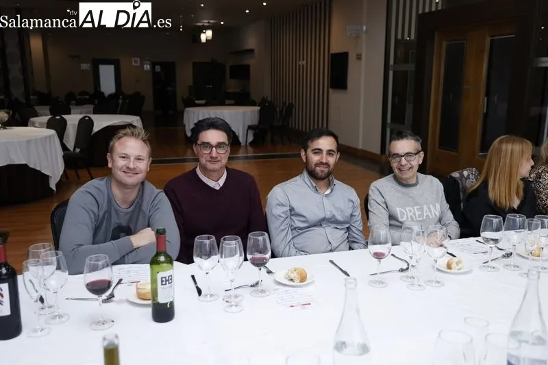 Foto 8 - SALAMANCArtv AL D&Iacute;A celebra la Navidad con su tradicional comida