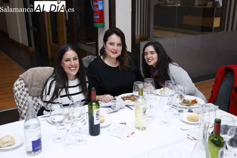 Foto 3 - SALAMANCArtv AL D&Iacute;A celebra la Navidad con su tradicional comida