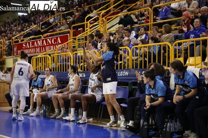 Partido de Euroliga entre el Perfumerías Avenida y el Virtus Bologna. Fotos: David Sañudo