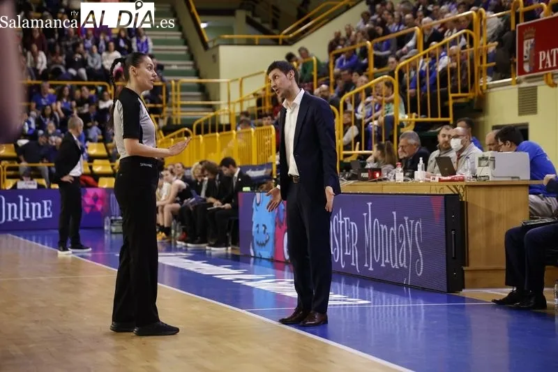 Partido de Euroliga entre el Perfumerías Avenida y el Virtus Bologna. Fotos: David Sañudo