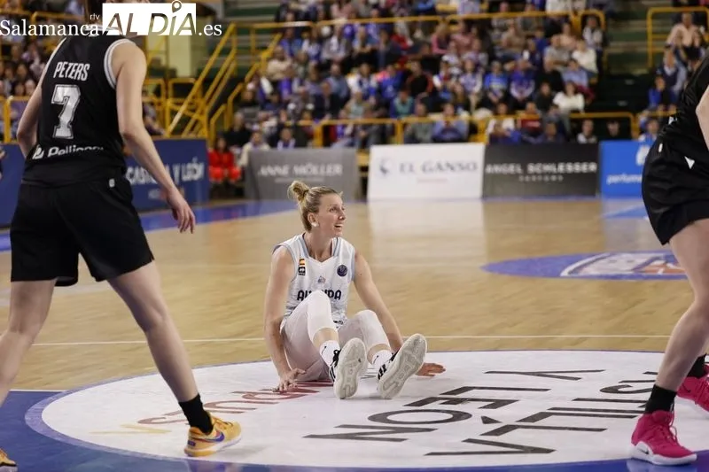 Partido de Euroliga entre el Perfumerías Avenida y el Virtus Bologna. Fotos: David Sañudo