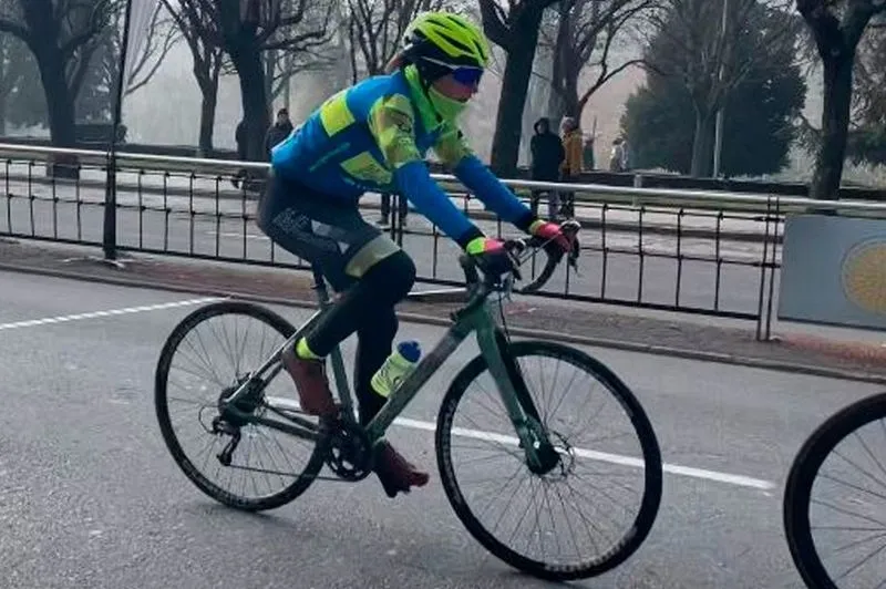 Ciclistas del HyD Pinturas - Carbajosa Empresarial