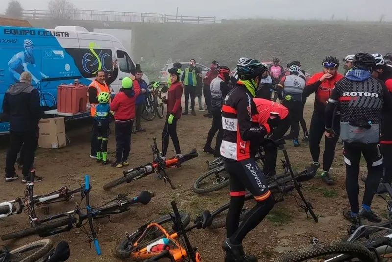 Escuela de Ciclismo Salmantina colaboró junto al Ayuntamiento de Carbajosa en la I SALIDA SOCIAL EN BICI BTT