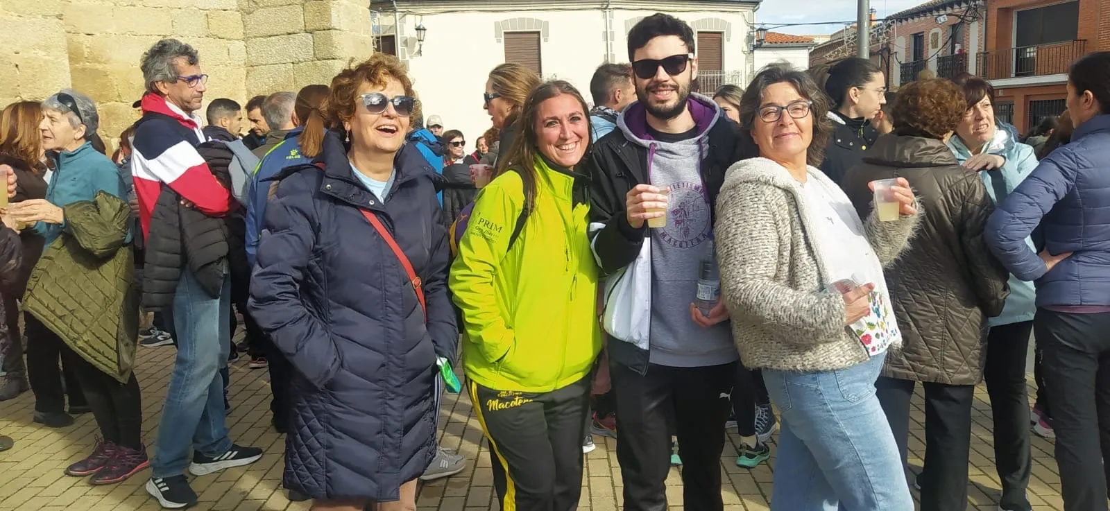 Macotera celebraba la undécima carrera o marcha solidaria navideña