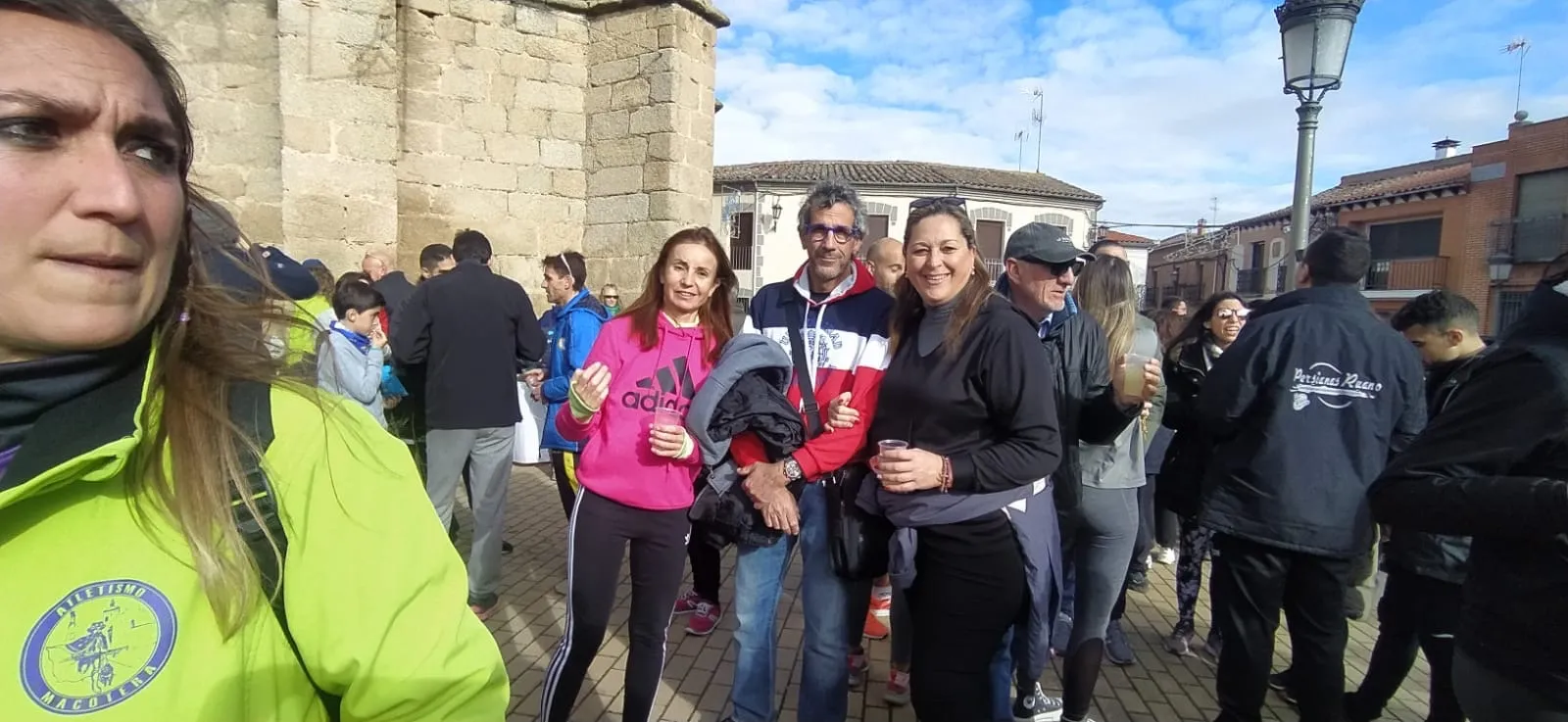 Macotera celebraba la undécima carrera o marcha solidaria navideña
