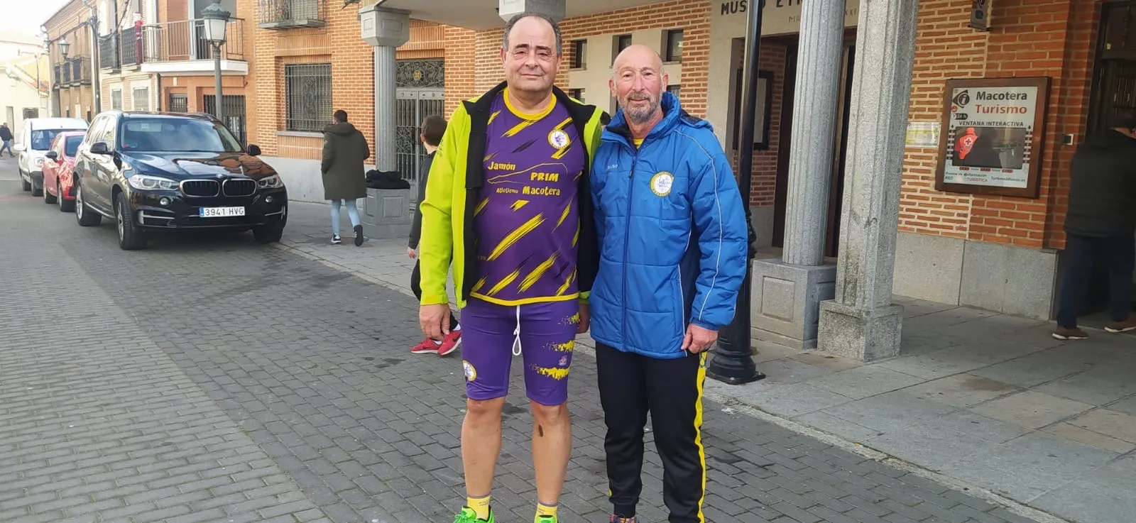 Macotera celebraba la undécima carrera o marcha solidaria navideña