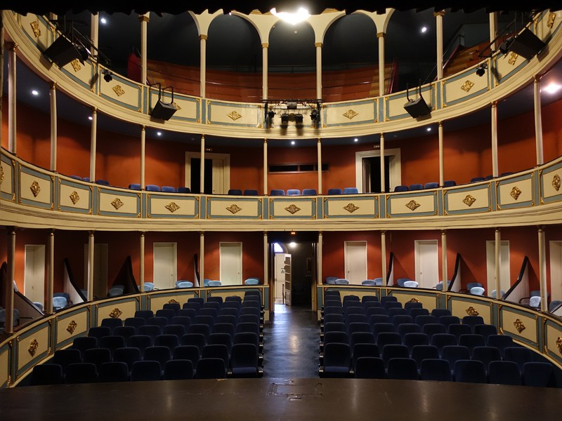 Peñaranda en Común destaca como prioritario llevar a cabo mejoras en el Teatro Calderón