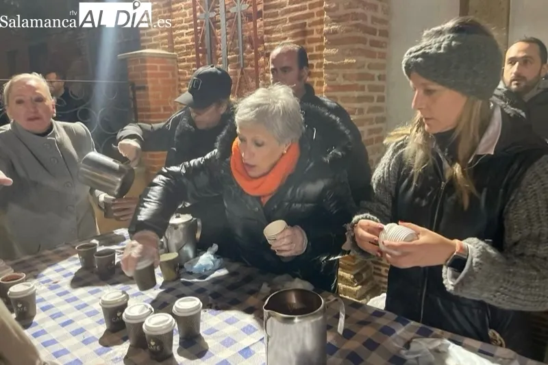 La ermita del Humilladero acogía la gran chocolatada organizada por su cofradía