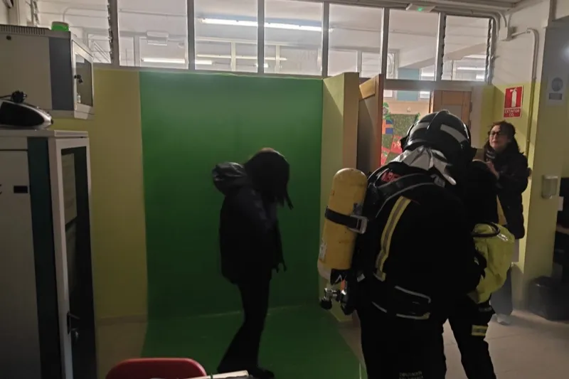 El CEIP Severiano Montero vivía este lunes un simulacro de incendio