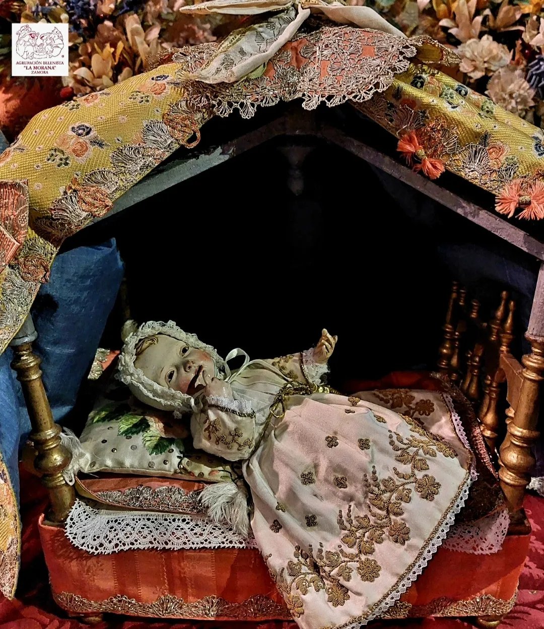 Imágenes del belén barroco de las Franciscas Descalzas en su monasterio de El Rollo.