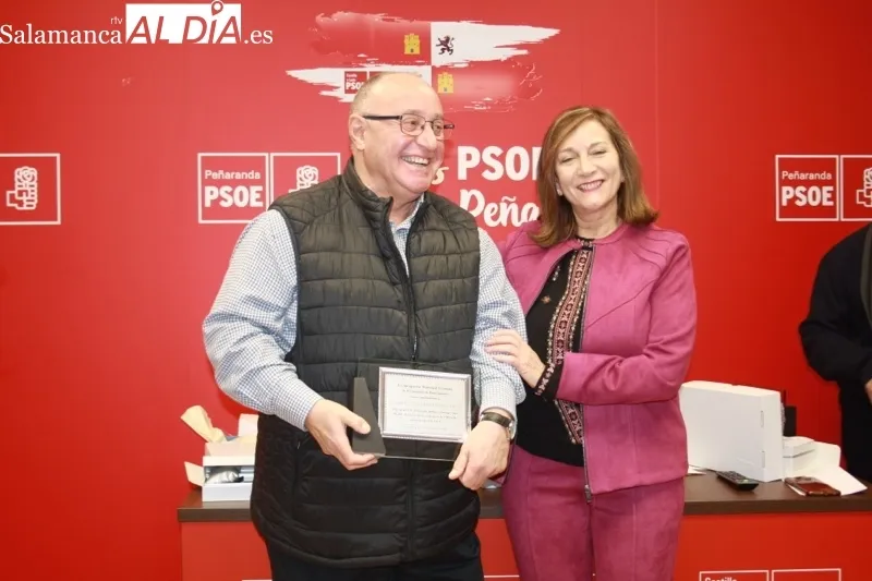 La sede del PSOE de Peñaranda acogía un homenaje a ex alcaldes socialistas de la comarca