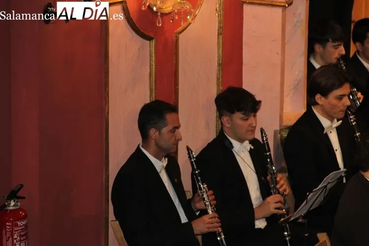 Foto 2 - La Navidad llena de savia nueva la Banda de M&uacute;sica de Alba de Tormes