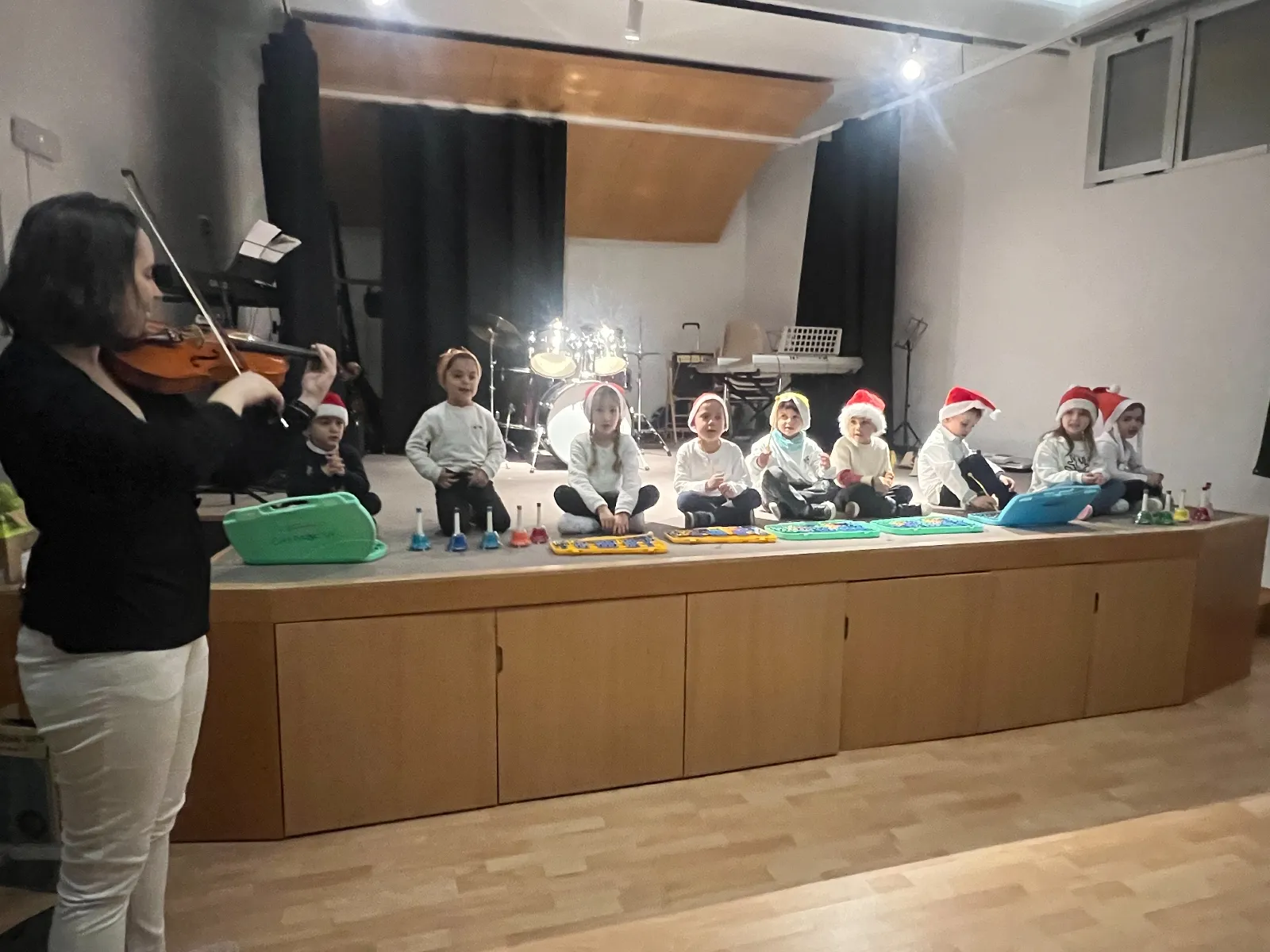 Concierto navideño de los alumnos de los cursos de Música de Carbajosa de la Sagrada