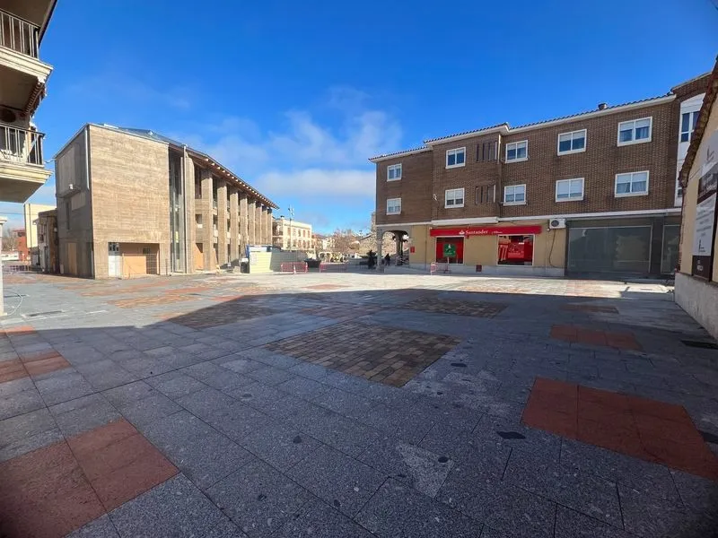 Imágenes del aspecto de las calles renovadas en Carbajosa.