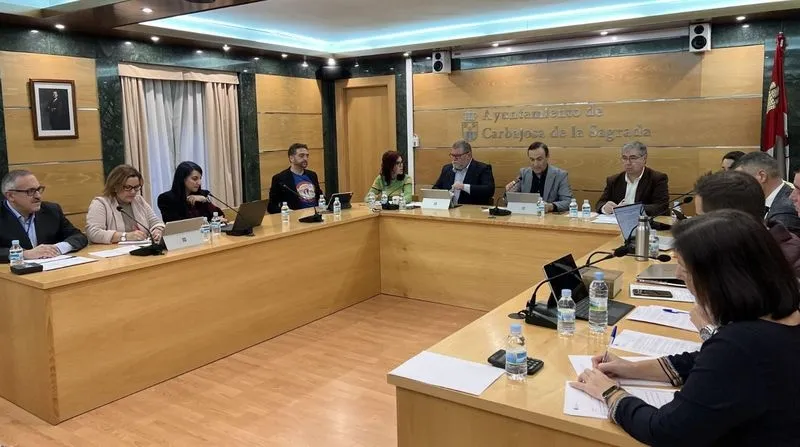 Pleno extraordinario del Ayuntamiento de Carbajosa