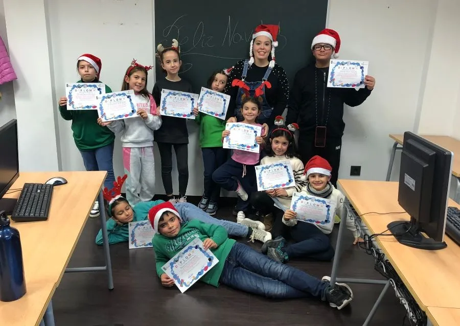 Foto 3 - Clausurada una nueva tanda de cursos de nuevas tecnolog&iacute;as, que han contado con 80 alumnos