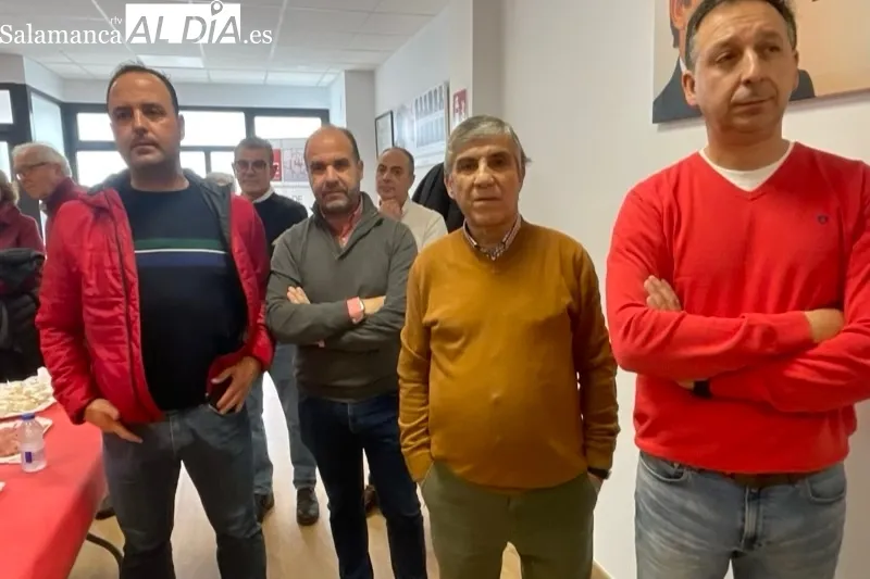La sede del PSOE de Peñaranda acogía un homenaje a ex alcaldes socialistas de la comarca