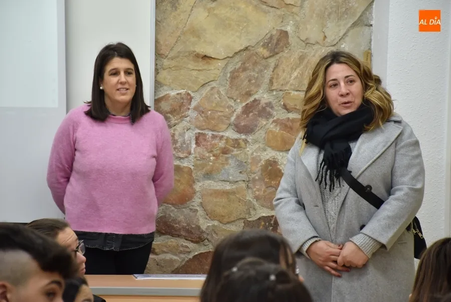 Foto 4 - Alumnos de 3&ordm; de la ESO del IES Tierra se conciencian sobre los efectos del alcohol