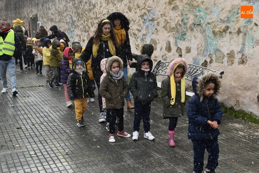 Foto 6 - El Colegio Mir&oacute;briga marcha bajo la nieve a beneficio de AERSCYL