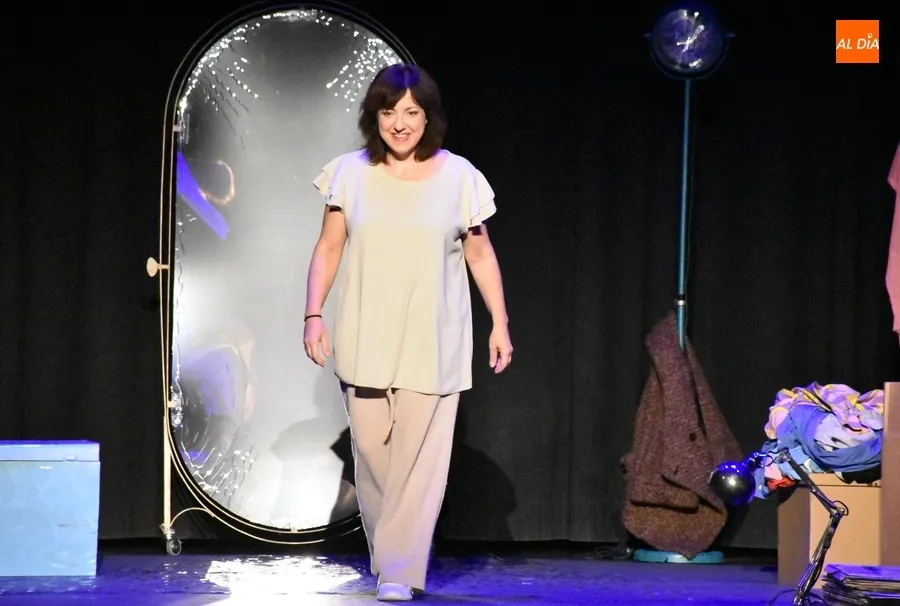 Foto 5 - Territorio Violeta trae al Teatro mirobrigense una musical historia de madres e hijas