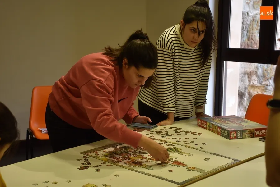 Foto 3 - Ciudad Rodrigo regresa cinco a&ntilde;os despu&eacute;s al Concurso Provincial de Puzzles