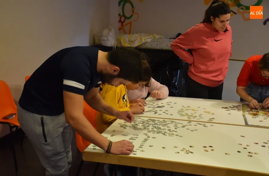 Foto 8 - Ciudad Rodrigo regresa cinco a&ntilde;os despu&eacute;s al Concurso Provincial de Puzzles