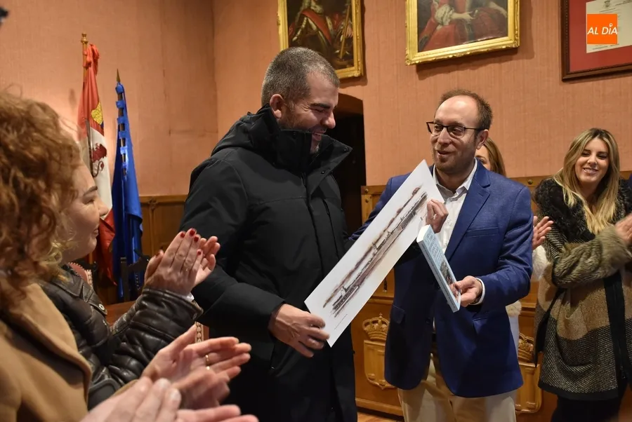 Foto 6 - Mir&oacute;briga acoge un encuentro de profesionales de la salud a ra&iacute;z del 40 cumplea&ntilde;os de uno de ellos