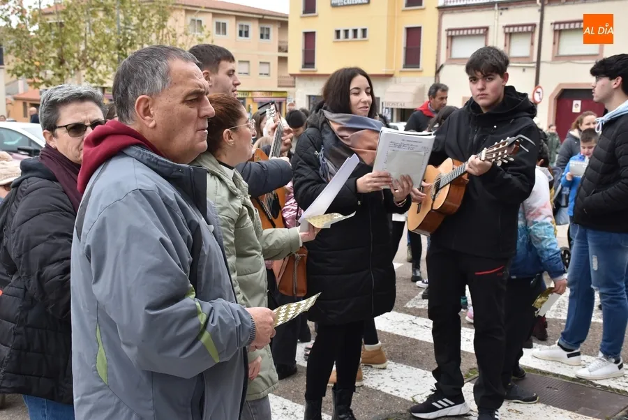 Foto 3 - Los Sembradores de Estrellas llenan un a&ntilde;o m&aacute;s las calles de esp&iacute;ritu navide&ntilde;o