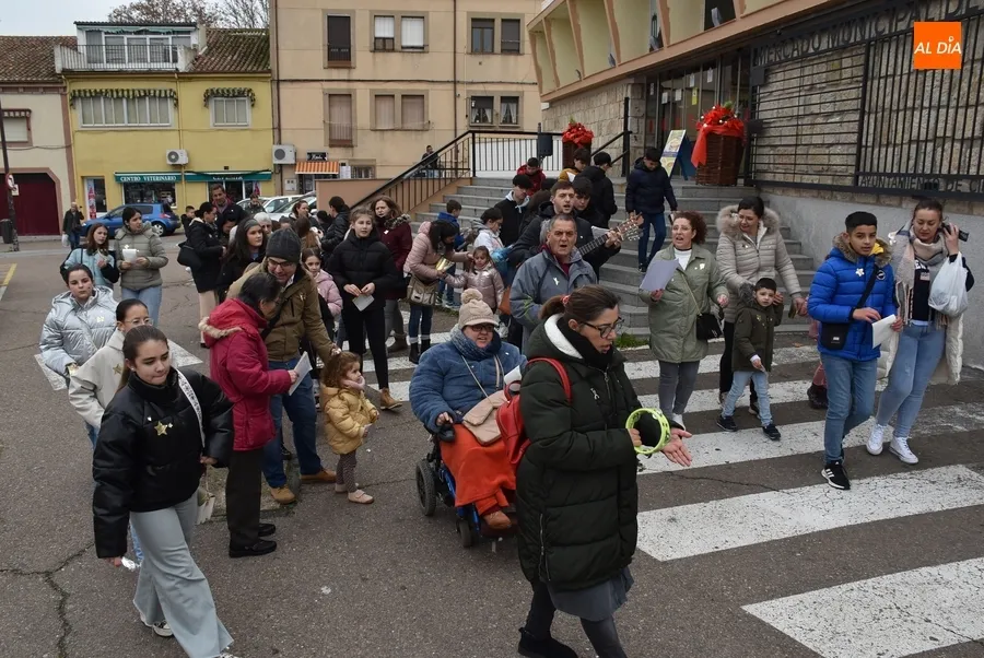 Foto 5 - Los Sembradores de Estrellas llenan un a&ntilde;o m&aacute;s las calles de esp&iacute;ritu navide&ntilde;o