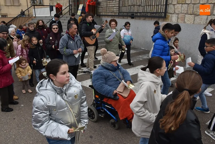 Foto 7 - Los Sembradores de Estrellas llenan un a&ntilde;o m&aacute;s las calles de esp&iacute;ritu navide&ntilde;o