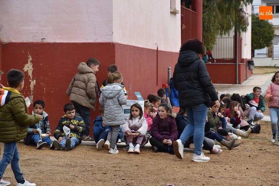 Foto 6 - Divertida casta&ntilde;ada en el Colegio San Francisco con la implicaci&oacute;n de su AMPA
