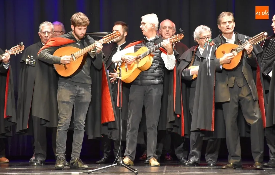 Foto 8 - 14 jubilados reciben un homenaje como agradecimiento a su vida de trabajo