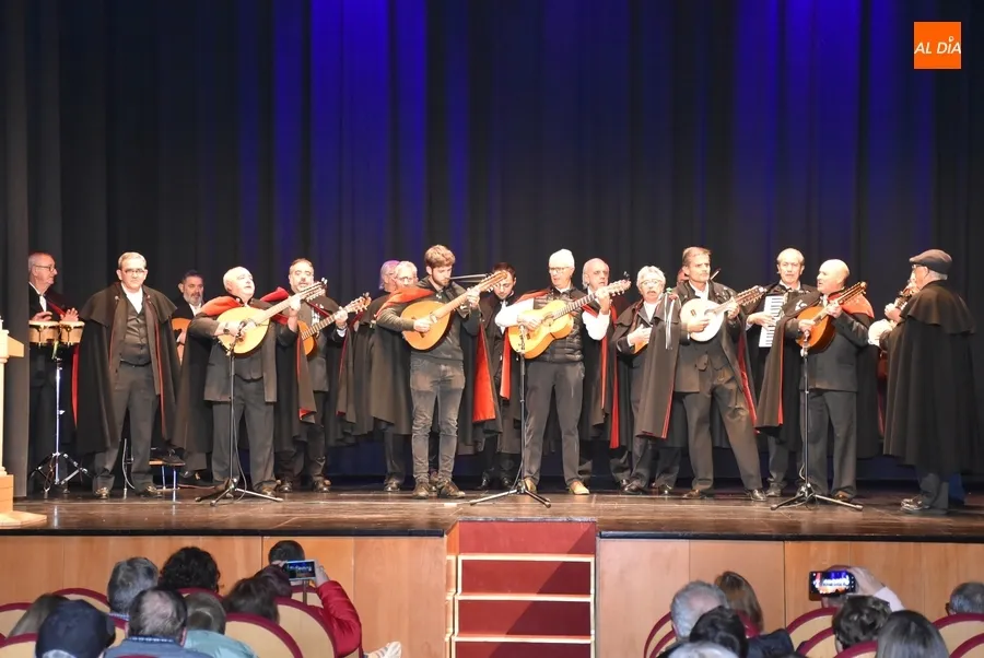 Foto 10 - 14 jubilados reciben un homenaje como agradecimiento a su vida de trabajo