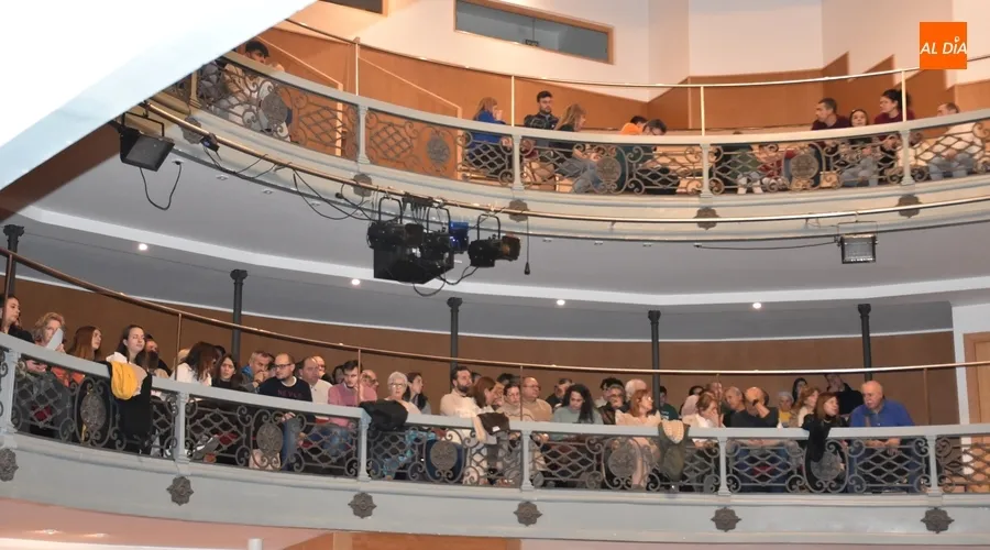 Foto 5 - La Banda de M&uacute;sica ofrece un concierto repleto de esp&iacute;ritu navide&ntilde;o en un Teatro casi lleno