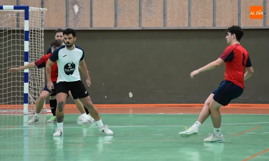 Foto 7 - El a&ntilde;o competitivo en Conde de Fox&aacute; culmina con una derrota del III de Futormes 