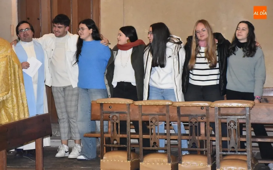 Foto 10 - El Obispo preside la Vigilia Joven por la Inmaculada