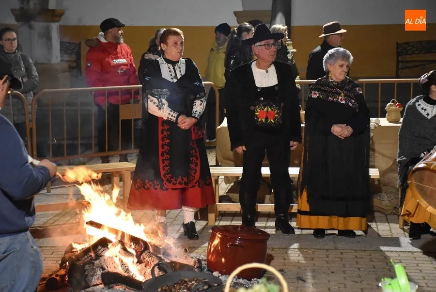 Foto 8 - Alumnos de la Escuela de M&uacute;sica animan el cl&aacute;sico bel&eacute;n viviente del Bot&oacute;n Charro