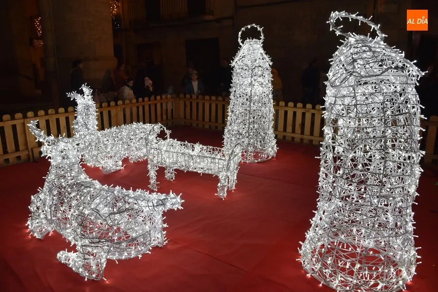Foto 10 - El incremento de la iluminaci&oacute;n de la Avenida de Salamanca, entre las novedades en el alumbrado