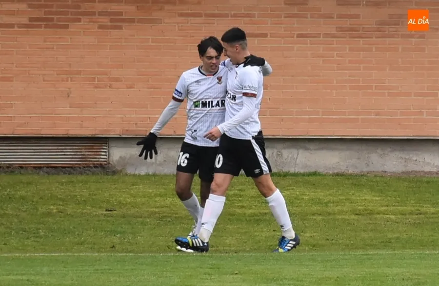 Foto 8 - Final feliz de a&ntilde;o para el Ciudad Rodrigo Senior con un goleador derby ante el Salamanca CF UDS B