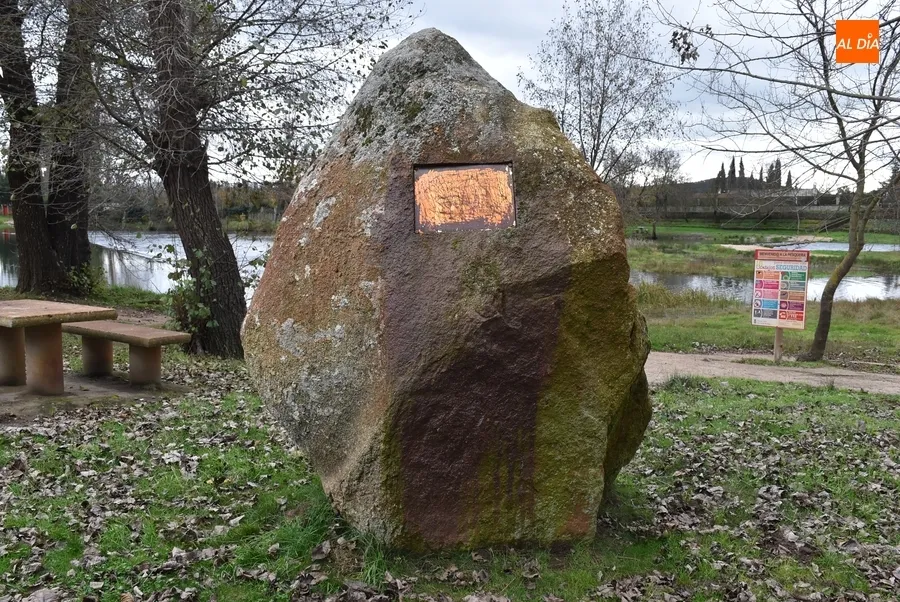 Foto 3 - Una d&eacute;cada de homenaje corrompido a Pesetos
