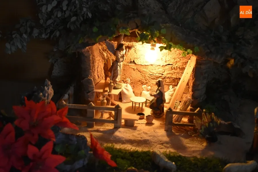 Foto 2 - La Residencia San Jos&eacute; recupera tras la pandemia su espectacular bel&eacute;n, que tiene hasta grutas