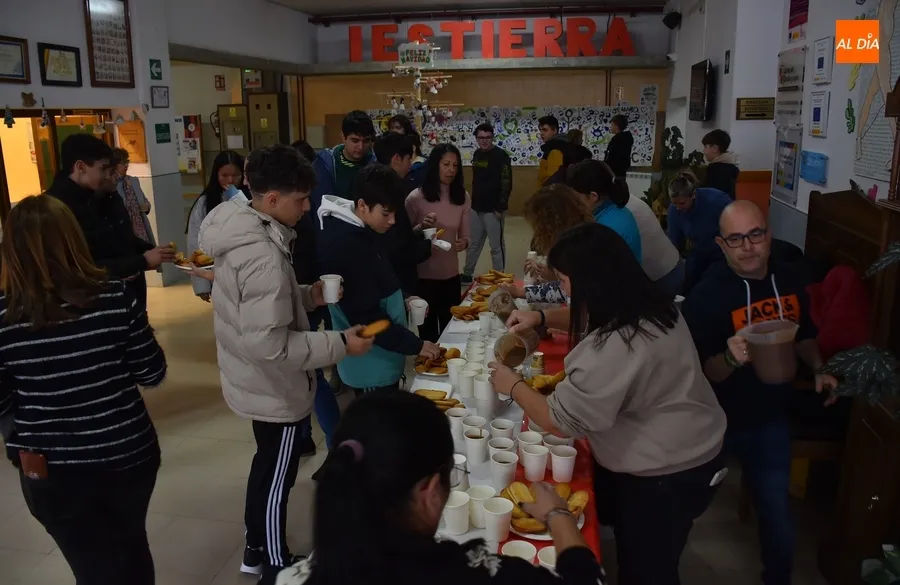 Foto 3 - La AMPA del IES Tierra invita a una chocolatada a toda la comunidad educativa del centro